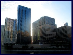 Skyline from the Loop, street level 39